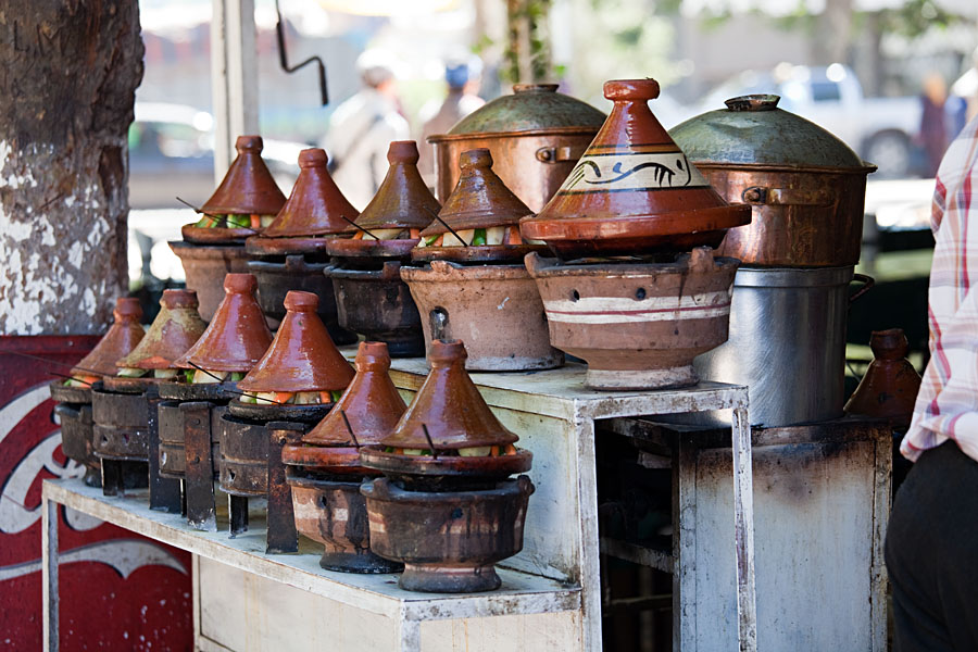  Tagines with traditional food